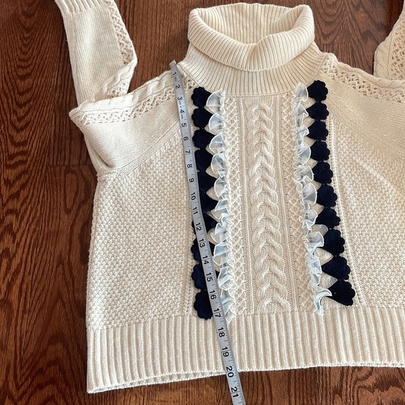 J CREW cable knit embellished ruffled front sweater cowl neck WOOL cream size XS - Picture 14 of 17